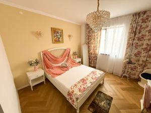 Cozy Christmas Bedroom - Dormitor Dublu cu baie privata