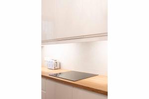 Bright Urban Retreat in Athens