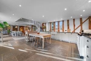 Scotland Hall Barn, Stoke by Nayland, Suffolk