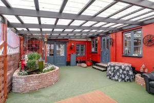 Charming Townhouse By The Harbour