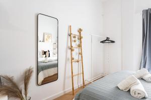 MalagaSuite Modern Scape Apartment