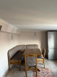 Bright & Spacious Family House