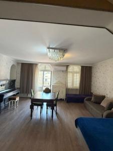 Bright & Spacious Family House