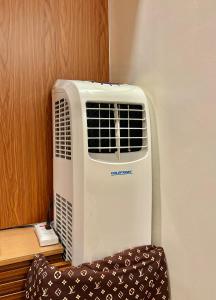 Transient Room Near SM Lipa and LIMA PARK