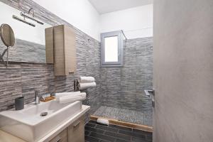 Central Apt with Pool exclusive use