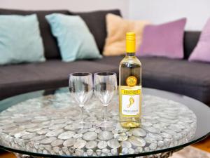 Beautiful 1 Bedroom Apartment in Newport Centre - Pass the Keys