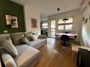 Nuovo Appartamento Urbano - Romolo