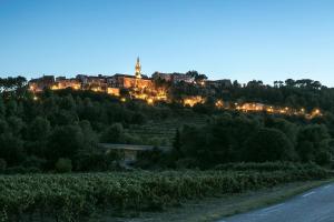 2-bedroom apartment surrounded by nature