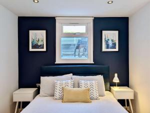 Stunning London Apartment with Balcony & Modern Amenities