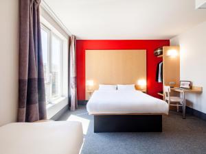 Hotels B&B HOTEL Paris Est Bobigny Universite : photos des chambres