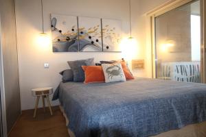 Appartement 3 pièces pieds dans l eau front de mer sur la côte dAzur