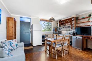 River Vistas - Fremantle Port Views