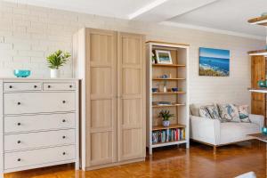 River Vistas - Fremantle Port Views