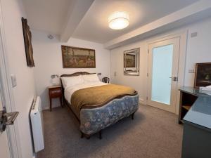 Cashel Regency Townhouse