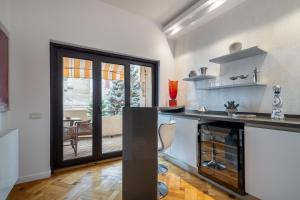 Retro Chic Apartment