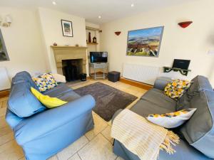 Hollow Brook Cottage Heart of the Peak District