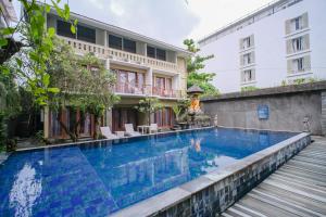 Kamini Legian Hotel