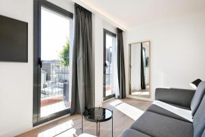 Two-Bedroom Apartment room in Murmuri Residence Mercader