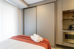 Studio Completo a 500m do Metro Borba Gato AD229