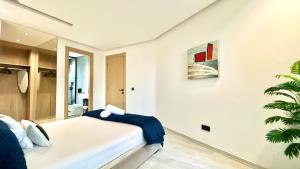 Luxurious studio with unobstructed view