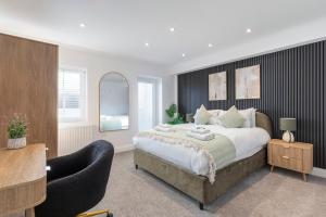 Stone Street - Stylish Central Flat With Balcony