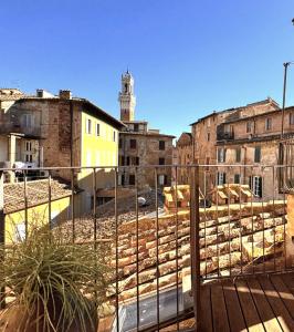 LA COSTARELLA - Central with Cozy Terrace