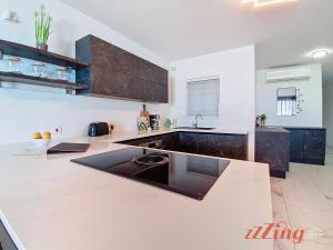 A stunning apartment with spectacular sea views