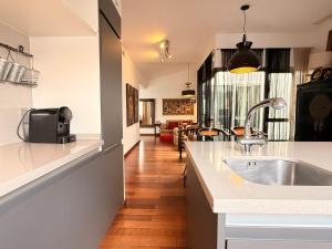 Ático en Plaza de la Constitución 3 bedrooms