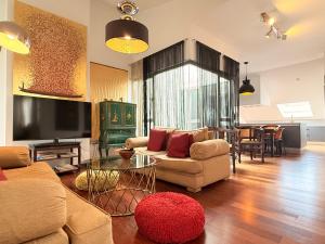 Ático en Plaza de la Constitución 3 bedrooms