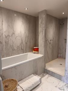 3 bedrooms with Tour Eiffel view