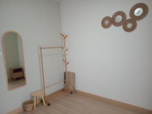 CITY HOME 5Min to Old Town, Airport Plaza.