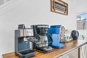 Beautiful 5BR 4 baths Themed home near Disney and Universal, Private Pool, Gameroom, baby Crib and more