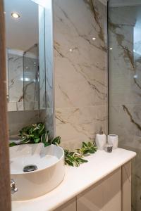 Feel Greek Hospitality #Θ025