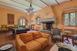 Belvedere - Falceto, Ambra, Toscana