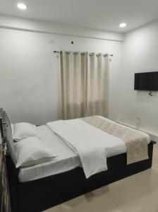 Hotel Sparkle Kharadi