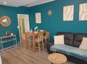 Le Vitoria- Calais Ville - gare - ferry - eurotunnel