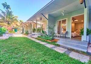 Kayal Cove Luxury Pool Resort & Houseboats Alleppey By VOYE HOMES