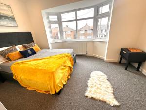 Brand New 3 Bedroom House with Parking and Garden near Elstree Studios