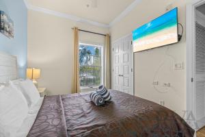 The Beach Club At Siesta #100D