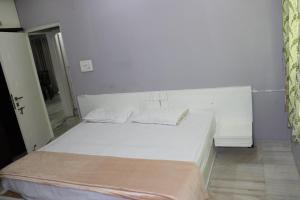 Satya Mandir Service Apartments