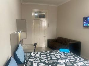 Victoria Waterfront Lodge