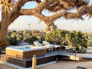 High Desert Paradise By The Cohost Company