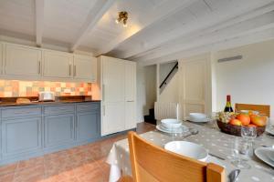 3 Bed in Boscastle oc-p00874