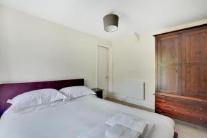 3 Bed in Boscastle oc-p00874