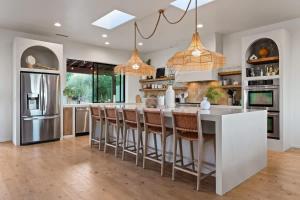 Uno Vida By The Cohost Company