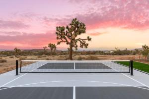 Sunset Grove By The Cohost Company