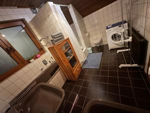 Apartment Shumiland, Eigene Etage near Messe & Airport, Ruhige Lage 40sqm