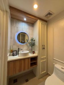 Luxury Haven in Cebu IT Park at Avida Towers Riala