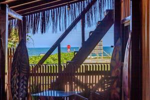 Pé na areia Brava 50m do mar Churras Ar Condincionado