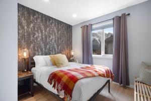 Great Rocky Mountain 3BR Condo in Canmore DT